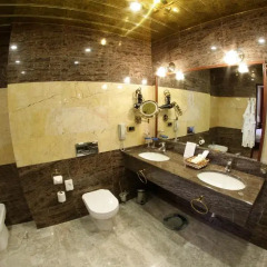Отель Golden Palace Tsakhkadzor 4* Апартаменты с разными типами кроватей фото 8