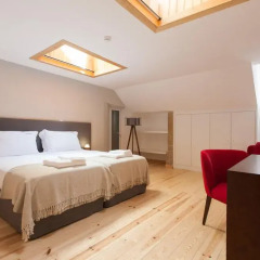 Отель Feels Like Home Rossio Prime Suites 4* Улучшенный люкс с различными типами кроватей фото 2