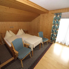 Отель Frühstückspension Kärntnerhof 3* Стандартный номер с различными типами кроватей фото 5