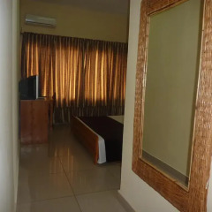 Отель King's Conference Centre 3* Стандартный номер с различными типами кроватей фото 4