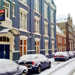 Отель Euphemia Old City Canal Zone Нидерланды, Амстердам - отзывы, цены и фото номеров - забронировать отель Euphemia Old City Canal Zone онлайн парковка