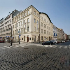 Отель Sovereign Прага парковка