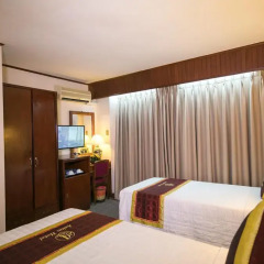Asian Hotel 3* Улучшенный номер с 2 отдельными кроватями фото 4