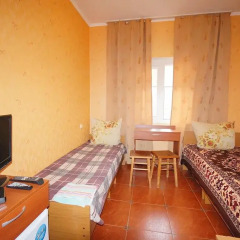 Гостиница Guest House Tatyana on Lenina 28 в Анапе отзывы, цены и фото номеров - забронировать гостиницу Guest House Tatyana on Lenina 28 онлайн Анапа комната для гостей фото 2