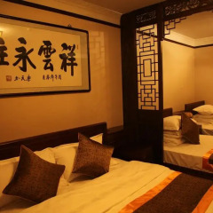 Palace Hotel Forbidden City 3* Семейный номер Делюкс с двуспальной кроватью