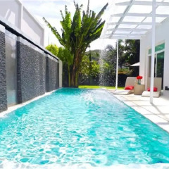 Отель Skylight 2 bedrooms New Villa in Kamala бассейн