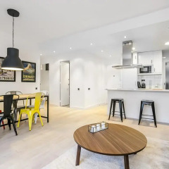 Апартаменты Homenfun Plaza España Apartment Барселона комната для гостей фото 4