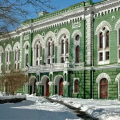 Апартаменты Aristocrat Apartments