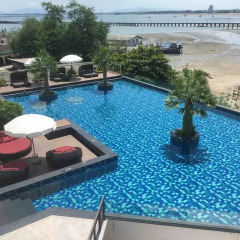 Отель City Garden Tropicana Condo Паттайя бассейн