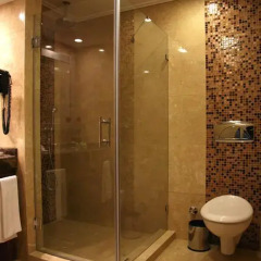 Отель Holiday Inn Istanbul Sisli 5* Стандартный номер с различными типами кроватей фото 9