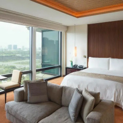 Отель The Peninsula Tokyo 5* Номер Премьер с двуспальной кроватью фото 2