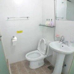 Отель Shinchon Hongdae Guesthouse 2* Стандартный номер с различными типами кроватей фото 17