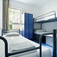 Hans Brinker Hostel Amsterdam Кровать в общем номере с двухъярусной кроватью фото 6