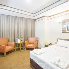 Отель The Bavana Surawong Bangkok 3* Стандартный номер фото 23