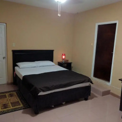 Отель Rockhampton Retreat Guest House 3* Люкс повышенной комфортности с различными типами кроватей фото 9