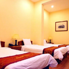 Mango Hotel 2* Улучшенный номер с двуспальной кроватью фото 3