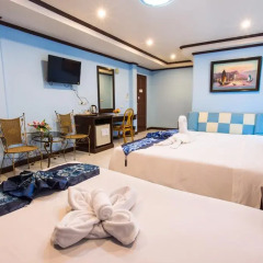 Отель The Grand Orchid Inn 2* Семейный номер Делюкс разные типы кроватей фото 5