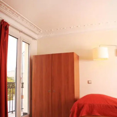 Отель Hôtel Marignan Стандартный номер с двуспальной кроватью (общая ванная комната) фото 4