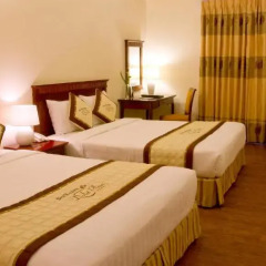 Dalat Plaza Hotel 3* Улучшенный семейный номер с двуспальной кроватью фото 2