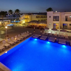 Отель Melpo Antia Suites бассейн фото 2