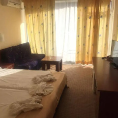 Family Hotel Eliri комната для гостей