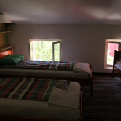 Gramophone Hostel Кровать в общем номере с двухъярусной кроватью