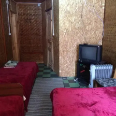 Гостиница Family House в Архызе отзывы, цены и фото номеров - забронировать гостиницу Family House онлайн Архыз комната для гостей