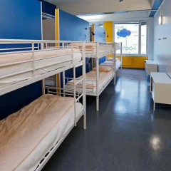 Отель CheapSleep Helsinki Кровать в общем номере с двухъярусной кроватью фото 16