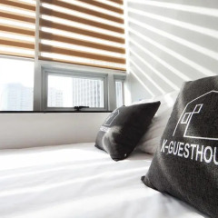 Отель K-Guesthouse Dongdaemun Premium 2* Стандартный номер с двуспальной кроватью фото 10