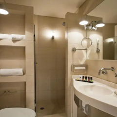 O&B Athens Boutique Hotel 4* Стандартный номер с двуспальной кроватью фото 7
