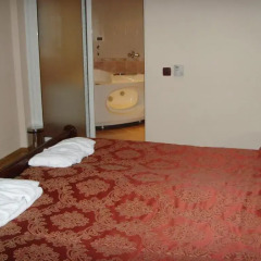 Meridian Hotel Bolyarski Велико Тырново сейф в номере