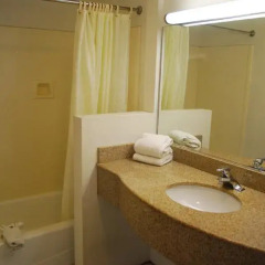Отель Hollywood Inn Express South 2* Стандартный номер фото 5