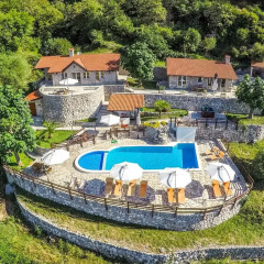 Отель Luxury Villas Lapcici Черногория, Будва - отзывы, цены и фото номеров - забронировать отель Luxury Villas Lapcici онлайн фото 2