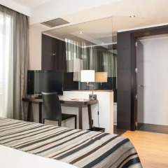 Hotel Exe Moncloa 4* Улучшенный номер с двуспальной кроватью фото 3