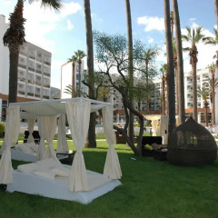 Отель Ideal Prime Beach