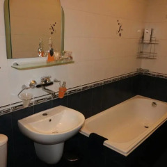 Отель Guest House Divna Велико Тырново ванная