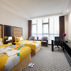 Отель Holiday Inn Beijing Airport Zone 4* Улучшенный номер с различными типами кроватей
