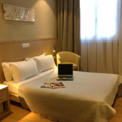 Hotel Ambassador 3* Номер Комфорт фото 5