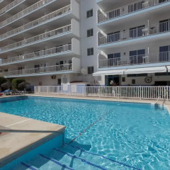 Отель Apartamentos Embajador Испания, Фуэнхирола - отзывы, цены и фото номеров - забронировать отель Apartamentos Embajador онлайн бассейн