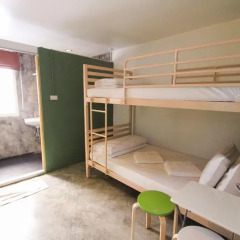Отель Smile Buri House 3* Кровать в общем номере фото 5