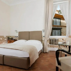 Отель Caesar House Residenze Romane 3* Стандартный номер с двуспальной кроватью фото 2