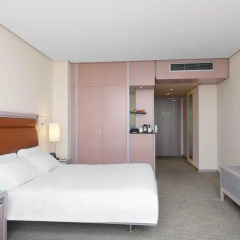Отель Melia Valencia 4* Стандартный номер с двуспальной кроватью