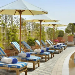 Отель Marriott Executive Apartments Dubai Creek ОАЭ, Дубай - 1 отзыв об отеле, цены и фото номеров - забронировать отель Marriott Executive Apartments Dubai Creek онлайн бассейн