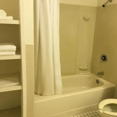 Tamuning Plaza Hotel 2* Стандартный номер с двуспальной кроватью фото 4