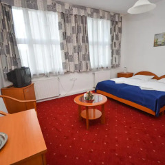 Отель Broadway City Guesthouse 2* Стандартный номер с различными типами кроватей фото 4