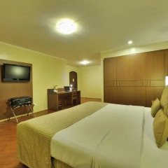 Hotel Deville Business Curitiba 3* Улучшенный номер с различными типами кроватей фото 4
