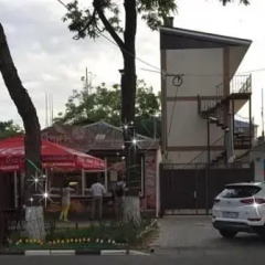 Гостиница Guest house on Krasnodarskaya в Анапе отзывы, цены и фото номеров - забронировать гостиницу Guest house on Krasnodarskaya онлайн Анапа парковка
