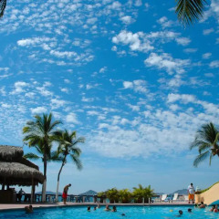 Отель Acapulco Beach Front Penthouse 30th Floor бассейн фото 2