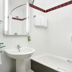 Отель Jurys Inn Brighton 4* Стандартный номер с разными типами кроватей фото 5