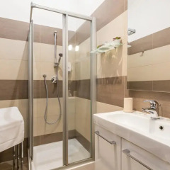 Отель Rione Monti Suites Стандартный номер с двуспальной кроватью фото 3